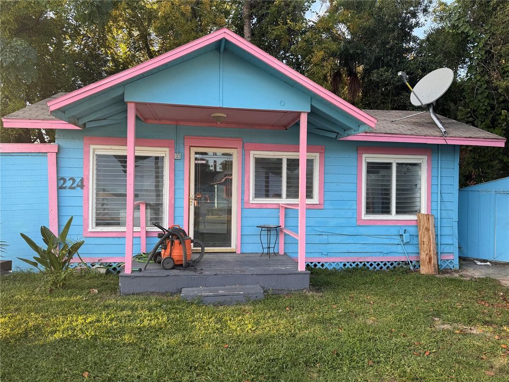 Photo of 222 Madison Avenue, Daytona Beach, FL 32114 (MLS # O6370452)