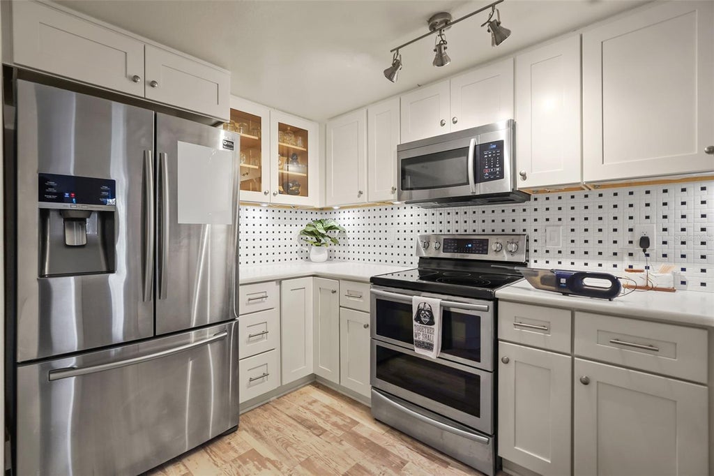 Photo of 126 Vista Verdi Circle #300, Lake Mary, FL 32746 (MLS # O6438383)