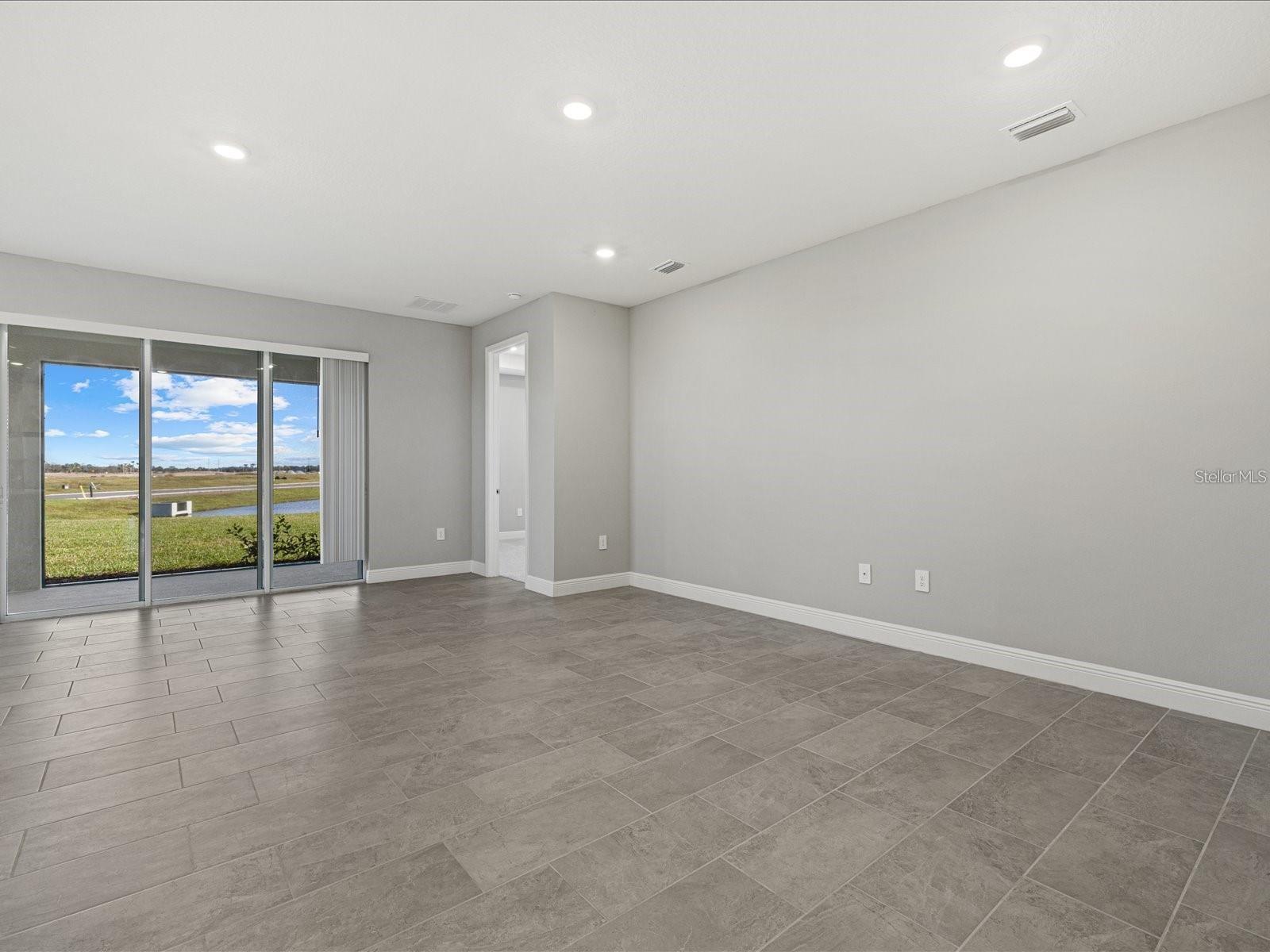 STAR FARMS PH I-IV - Residential Lease