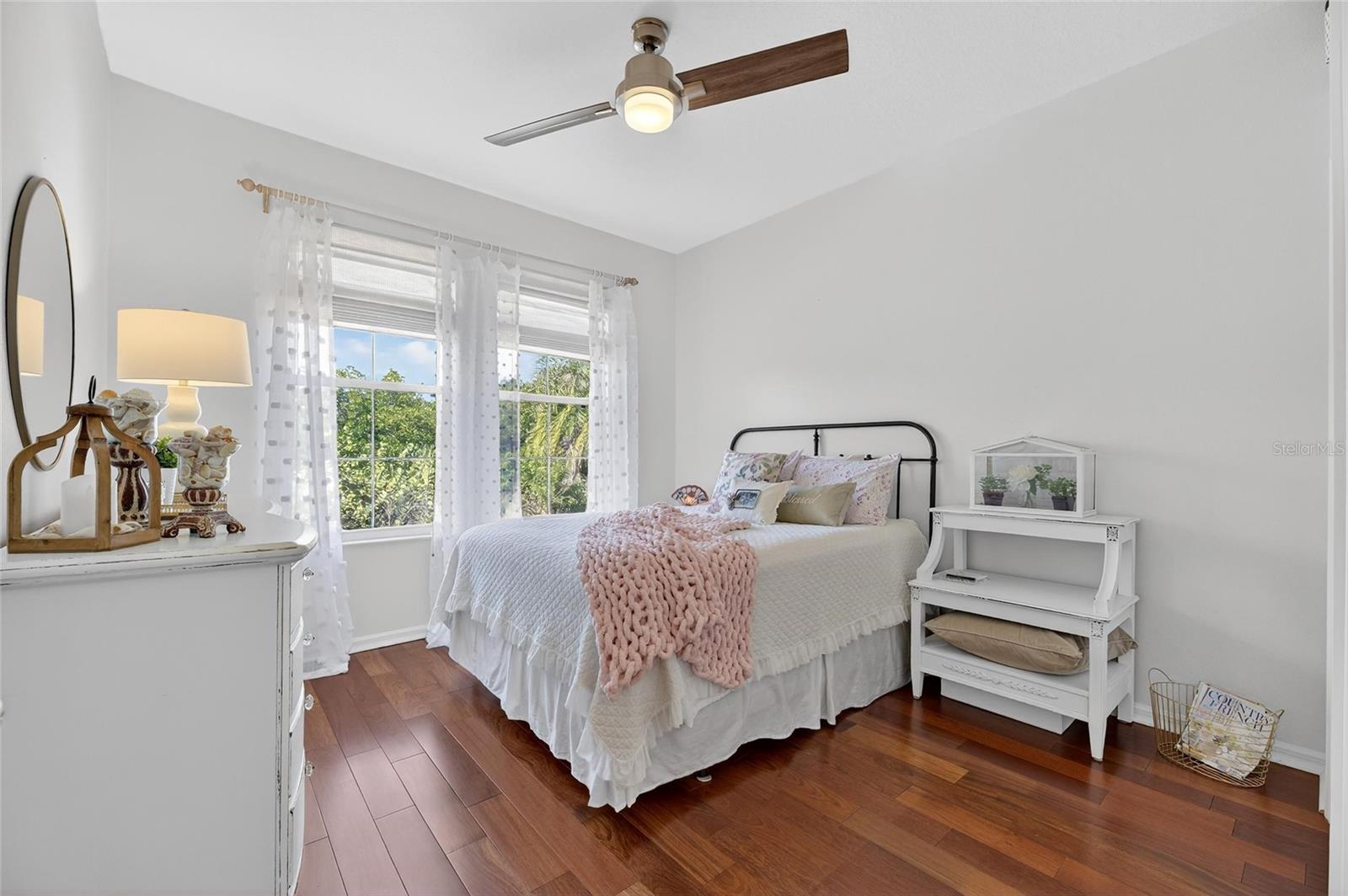 MIRABAY PRCL 7 PH 1 - Residential