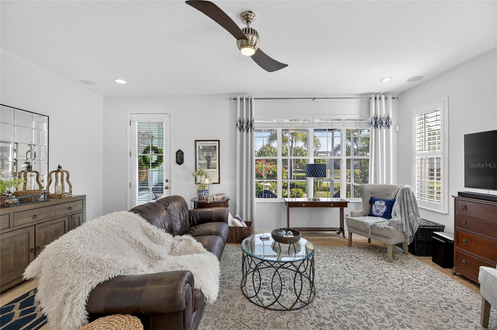 MIRABAY PRCL 7 PH 1 - Residential