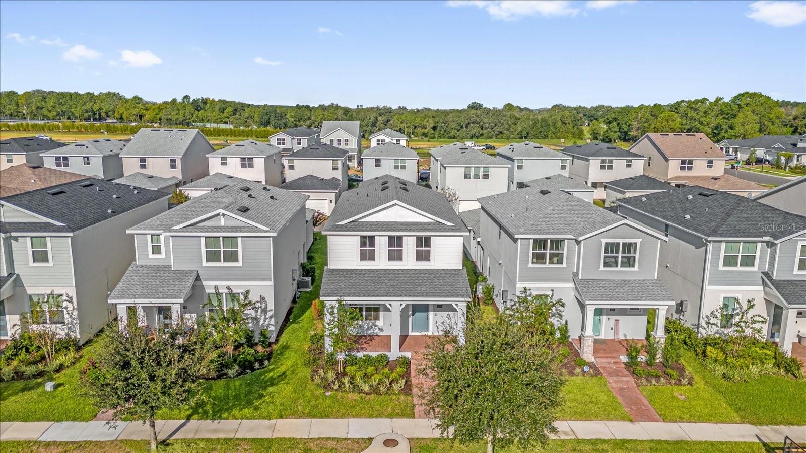 OAKS/KELLY PK PH 3A - Residential Lease