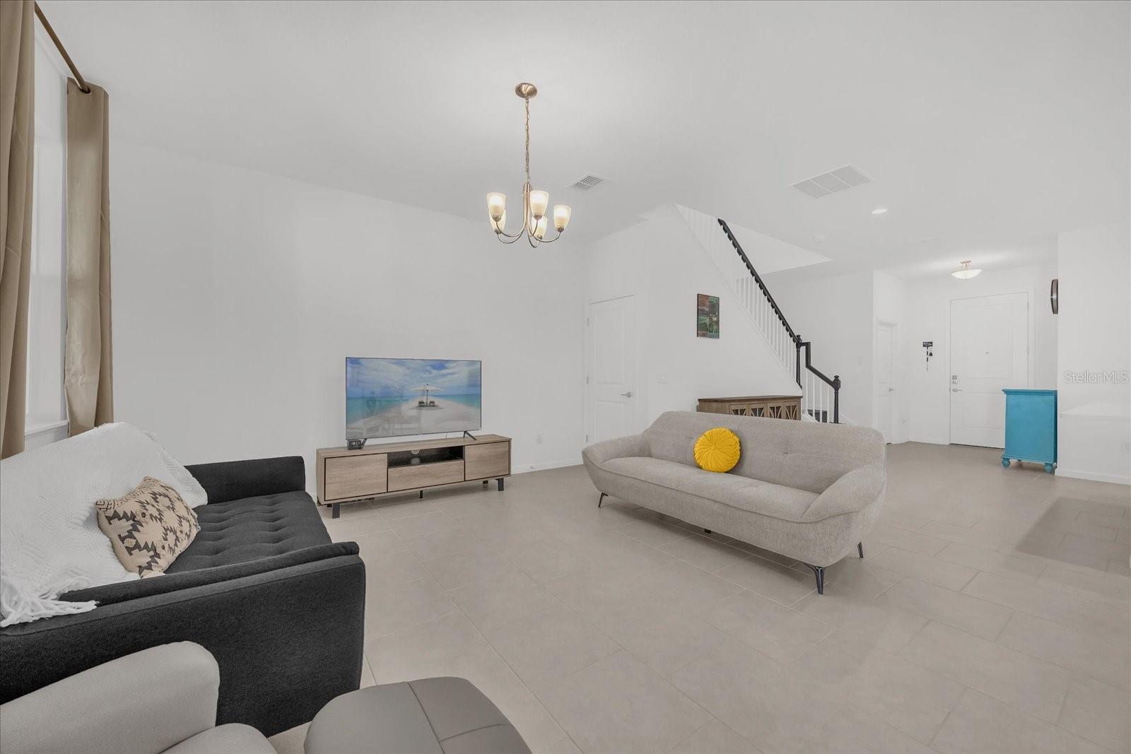 OAKS/KELLY PK PH 3A - Residential Lease