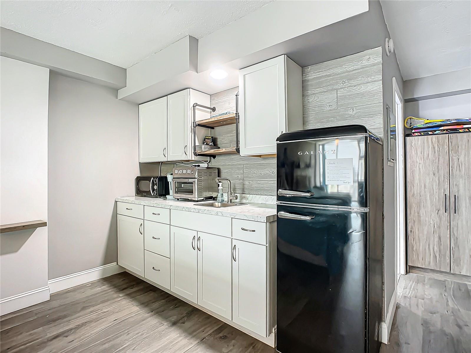 1909 S ATLANTIC AVENUE 402