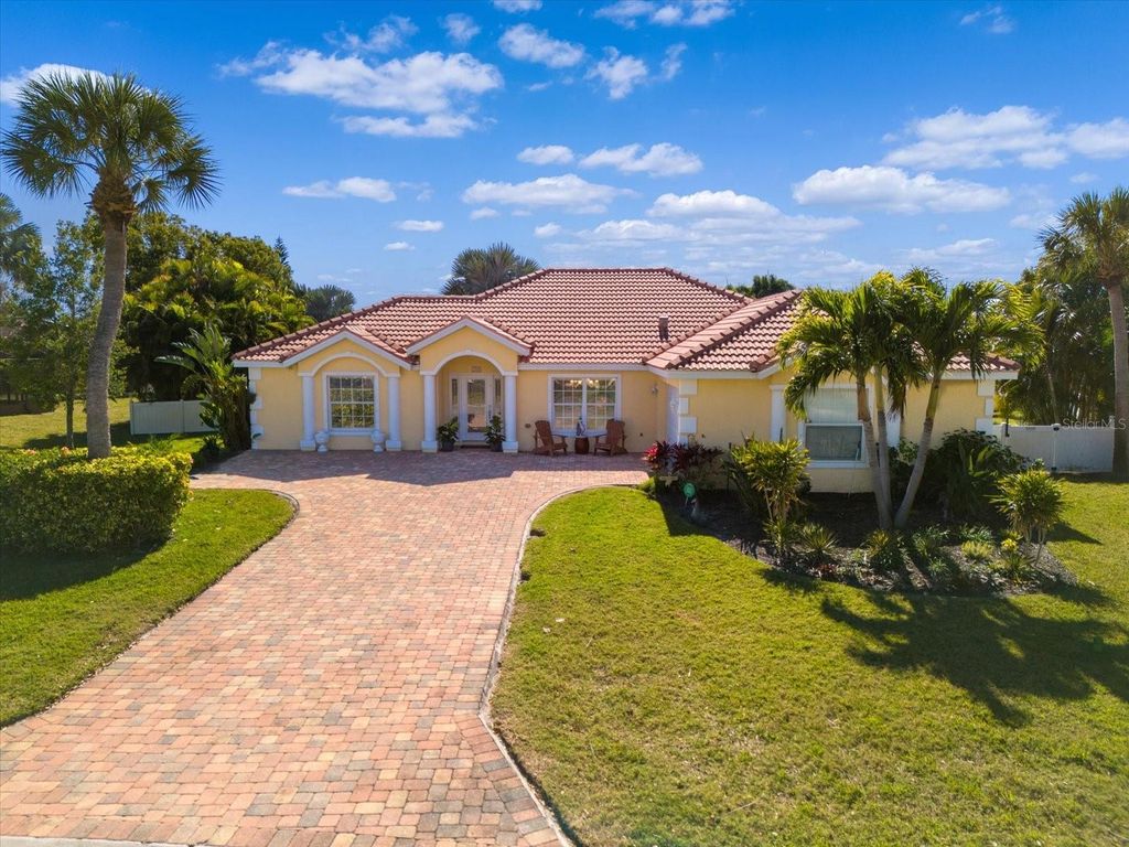 Photo of 118 Da Vinci Drive, Nokomis, FL 34275 (MLS # A4599082)