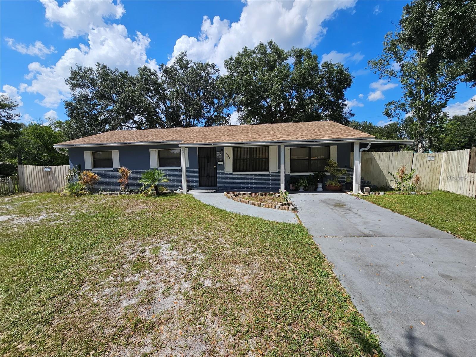 4 bed 1.5 bath Single Family Home with large fenced backyard. Washer and Dryer available. Located in quiet neighborhood near shops and entertainment. Plenty of space to park. Great lot for boat owners or if you need to store tools. Home is in great condition ready to move in. Schedule a showing today.