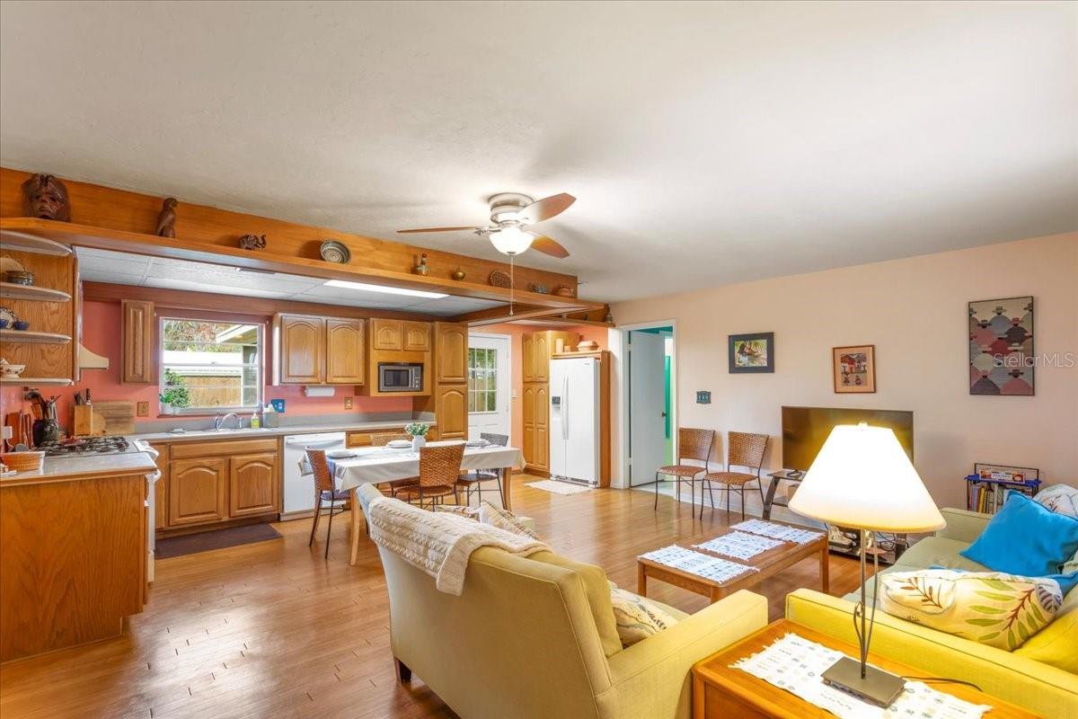 7525 SW 51ST PLACE