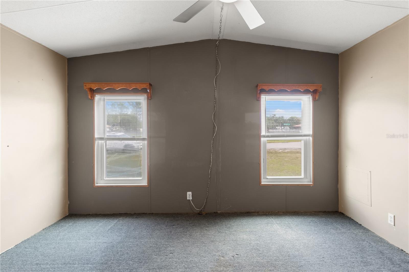 MONTGOMERY ACRES PH 01 - Residential