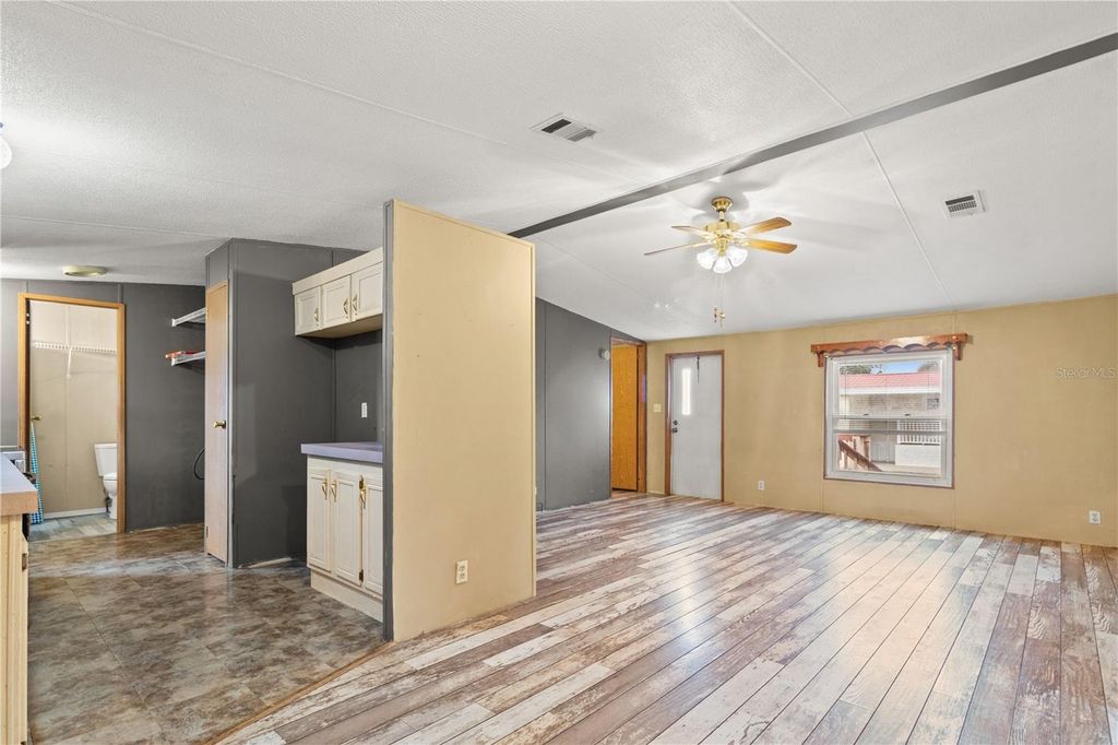 Photo of 1371 NW 12th Lane, Lake Panasoffkee, FL 33538 (MLS # G5110759)