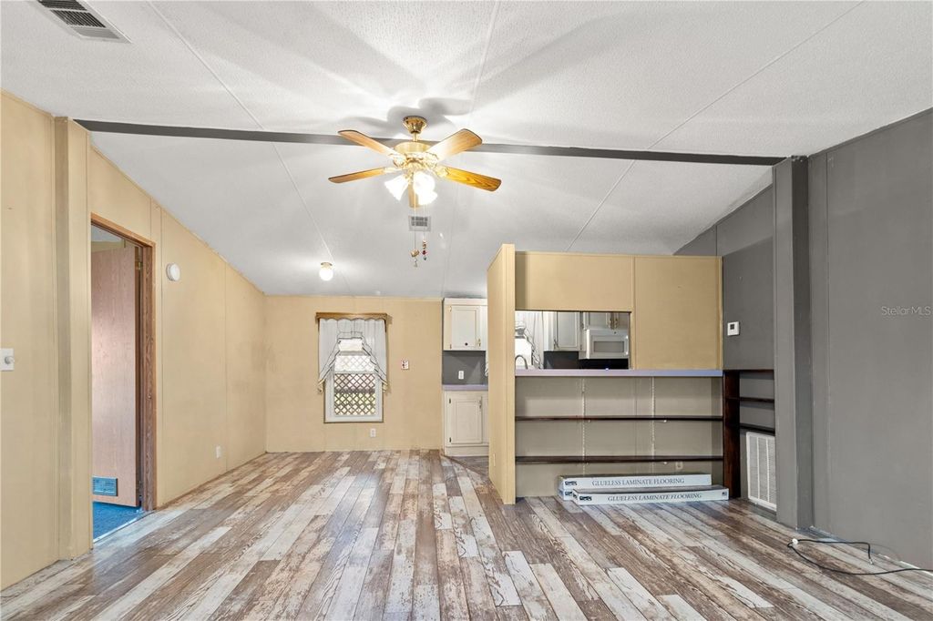 Photo of 1371 NW 12th Lane, Lake Panasoffkee, FL 33538 (MLS # G5110759)