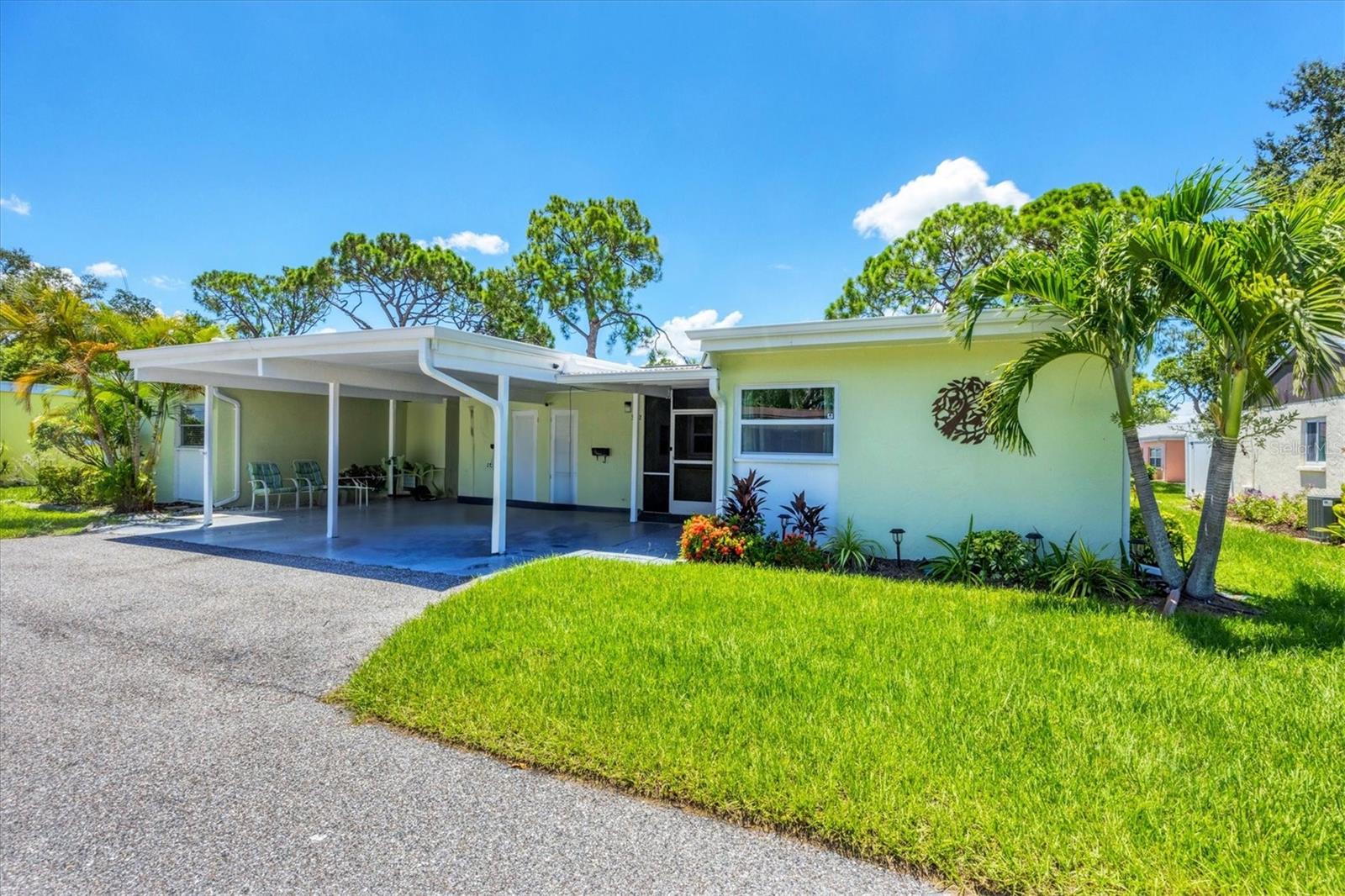 ** Impeccably Renovated 2BR/2BA Villa in Village in the Pines – Sarasota, FL **
Welcome to this beautifully updated 2-bedroom, 2-bath villa located in the highly sought-after 55+ community of Village in the Pines, just minutes from Siesta Key Beach and Sarasota’s best shopping and dining.
This move-in ready home features fresh paint inside and out, a brand-new roof, new gutters with Leaf Guard, new hot water heater, HURRICAN IMPACT WINDOWS and luxury vinyl plank flooring throughout. The updated kitchen boasts new cabinetry, granite countertops, stainless steel appliances, and a stylish new sink.
You’ll enjoy ceiling fans in every room—including the kitchen, dining room, living room, family room, both bedrooms, and the enclosed lanai. Comfort is ensured year-round with a new AC system featuring UV lighting, new ductwork, and upgraded insulation.
Interior upgrades continue with new interior doors, elegant crown molding in every room, and plenty of natural light. The spacious primary suite easily fits king-sized furnishings and includes a walk-in closet and a fully renovated ensuite bath with new cabinetry, a new toilet, and a newly tiled shower.
The second bedroom is oversized as well, featuring a generous double closet. This villa is nestled on a quiet, dead-end court offering peace and privacy.
Community Amenities Include:
Heated swimming pool,
Shuffleboard courts,
Large clubhouse with full-service kitchen and a
Fitness/exercise room.
Enjoy maintenance-free living in a vibrant and welcoming community.
Located in the Beneva Rd & Clark Rd area, this home offers unbeatable convenience just moments from world-class beaches, restaurants, and shopping.
Truly a must-see! Schedule your private showing today and make this exceptional Sarasota villa your new home. This home may also be purchased FURNISHED!!