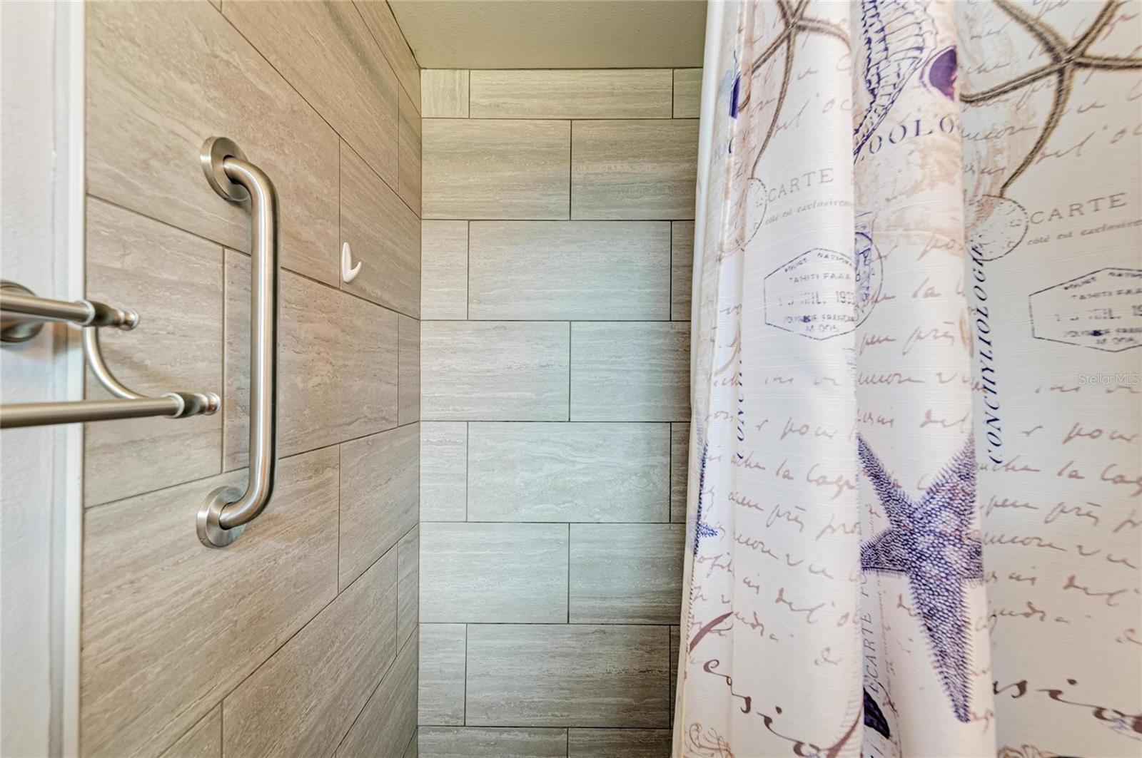 GULF GATE GARDEN HOMES E - Residential