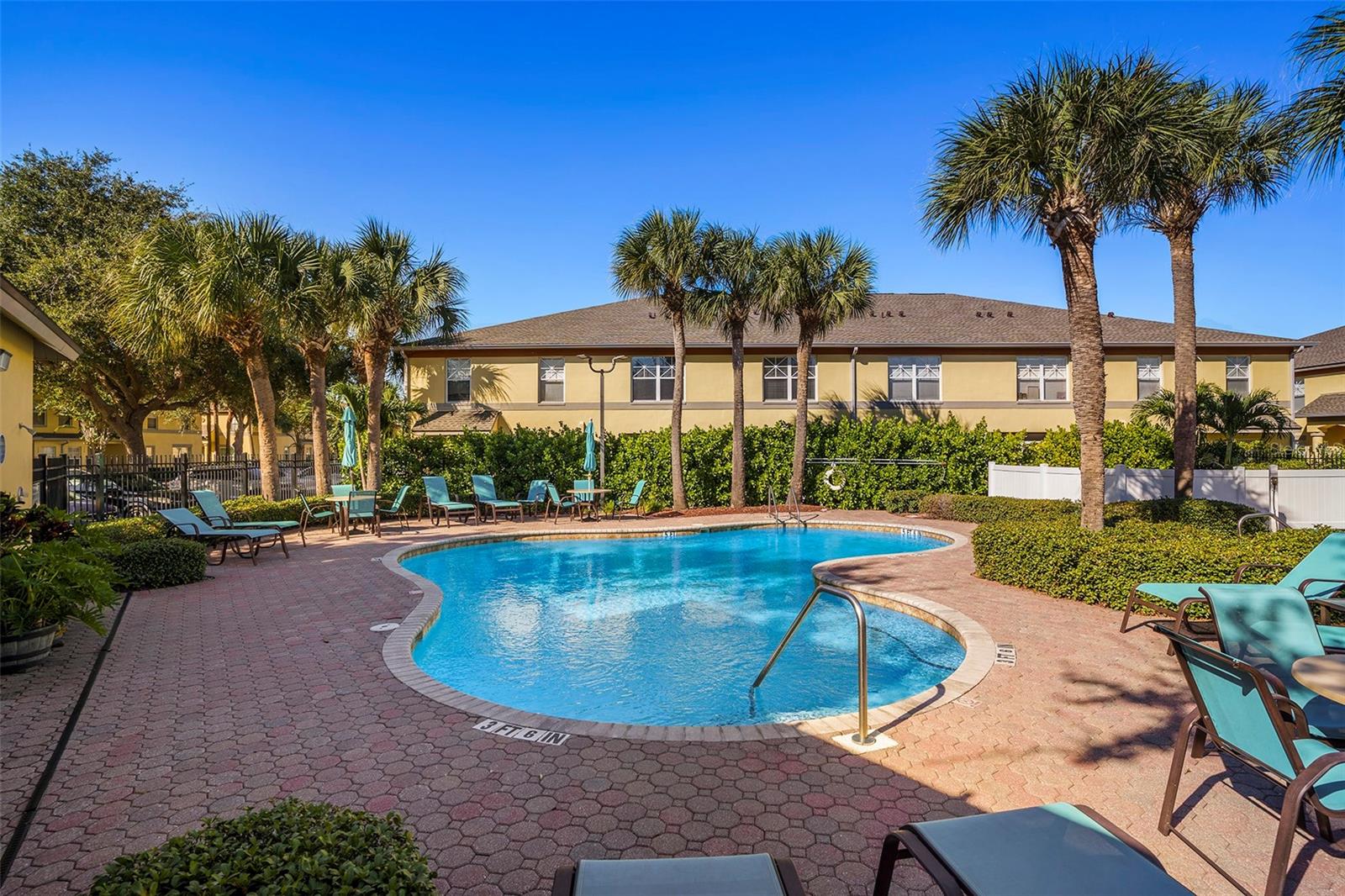 COQUINA KEY TWNHMS - Residential