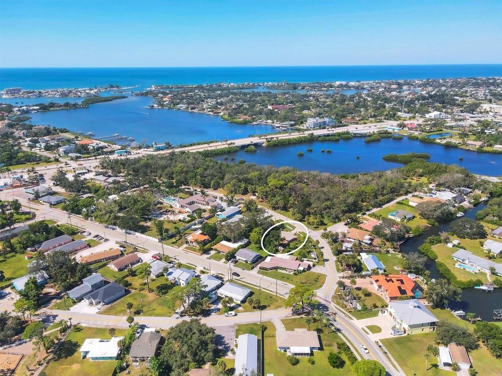 Photo of 300 Pocono Trail E, Nokomis, FL 34275 (MLS # A4668952)