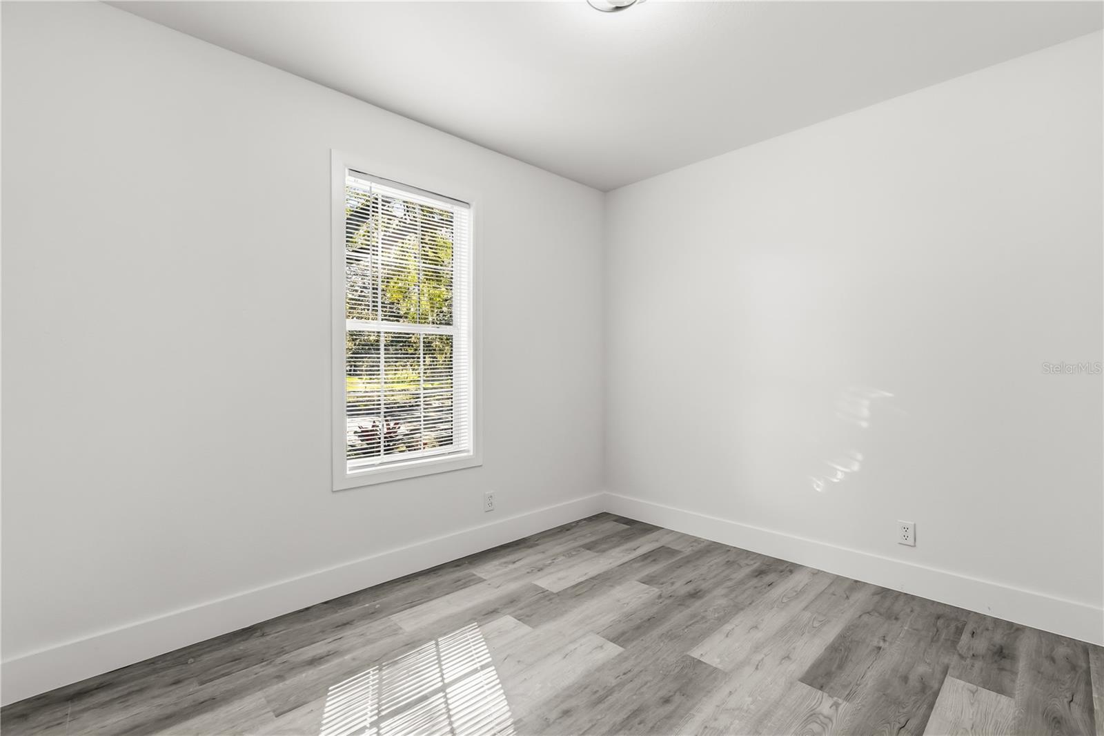 ASTATULA MEADOWS SUB - Residential