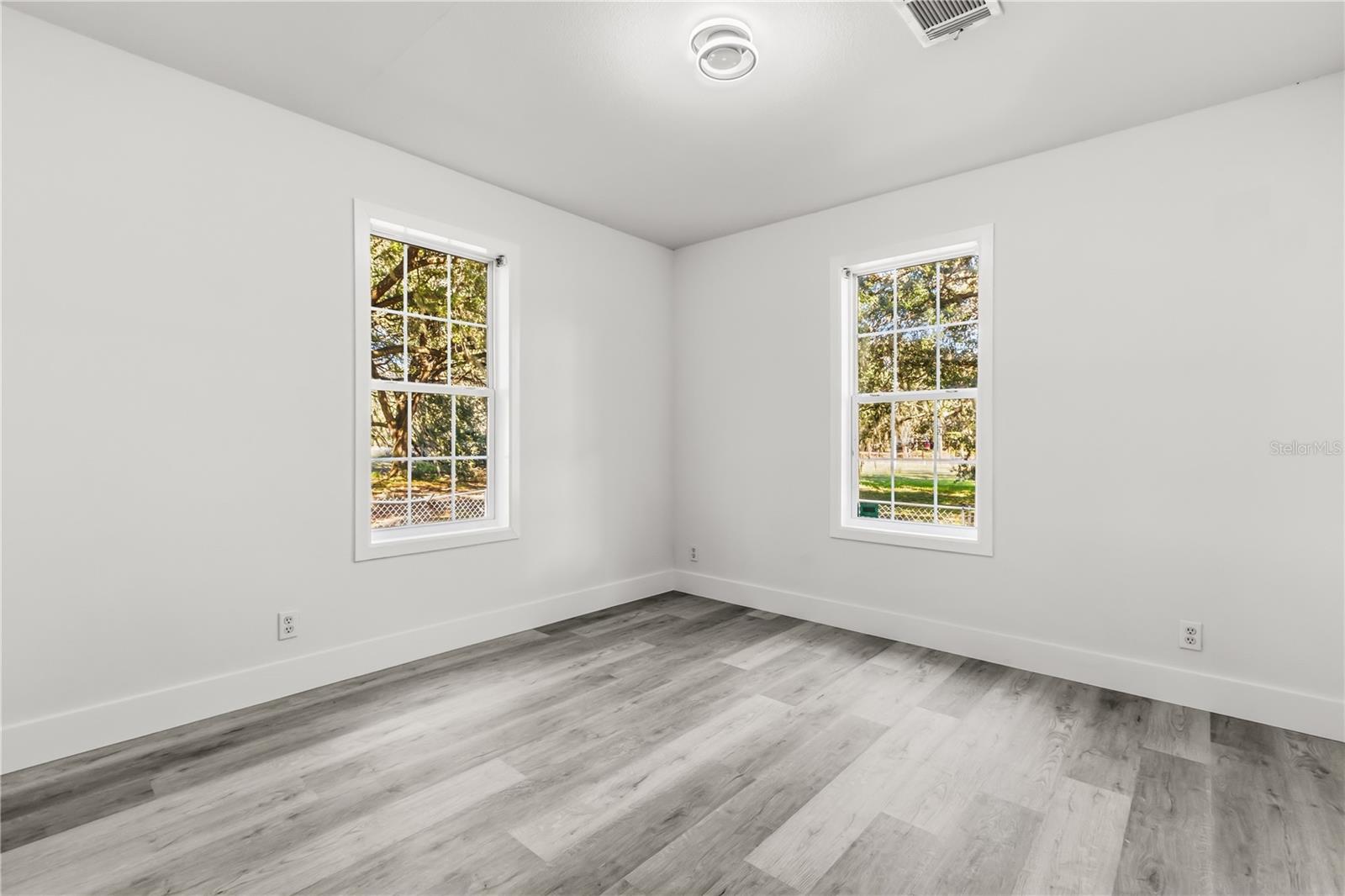 ASTATULA MEADOWS SUB - Residential