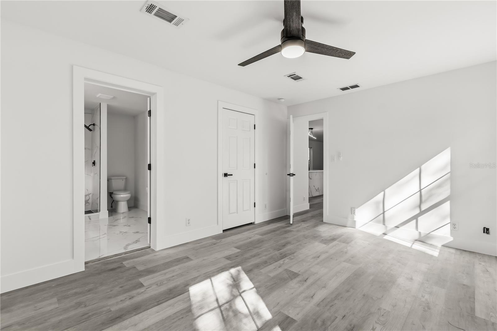 ASTATULA MEADOWS SUB - Residential