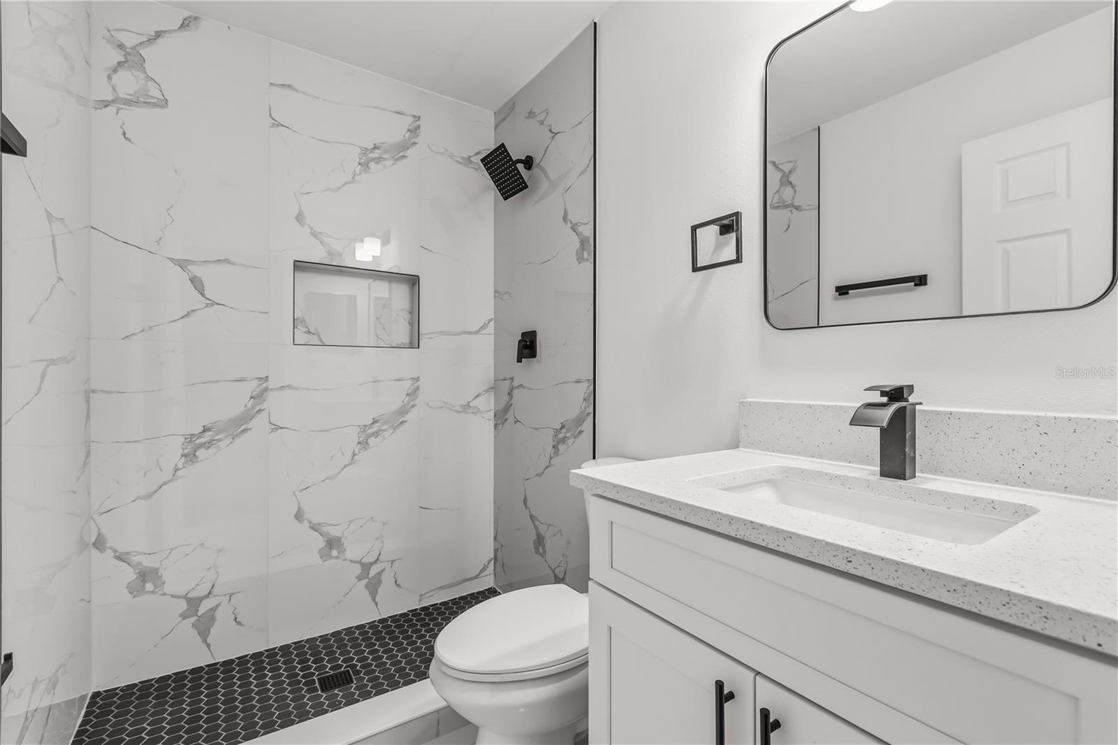 ASTATULA MEADOWS SUB - Residential