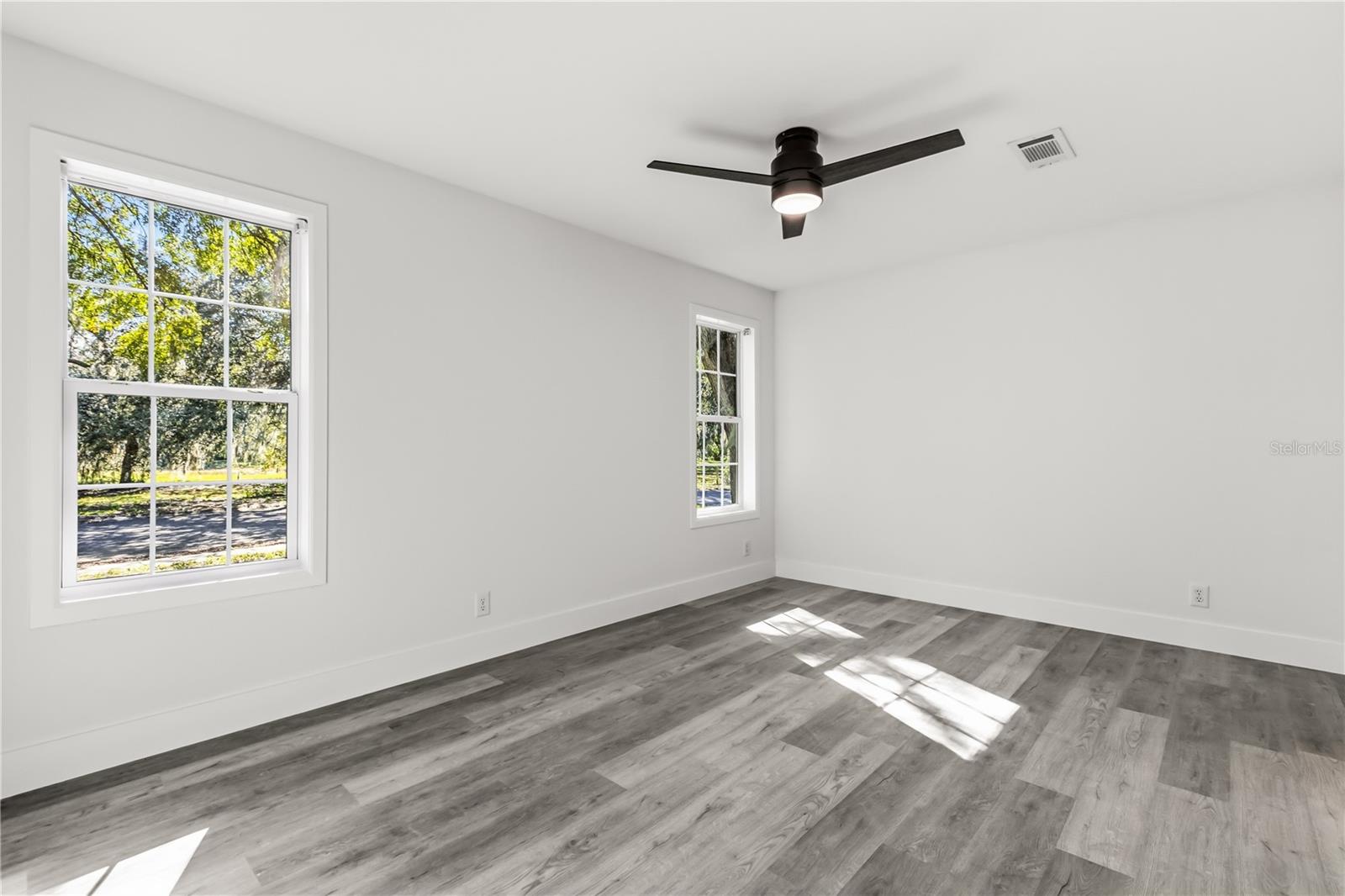 ASTATULA MEADOWS SUB - Residential