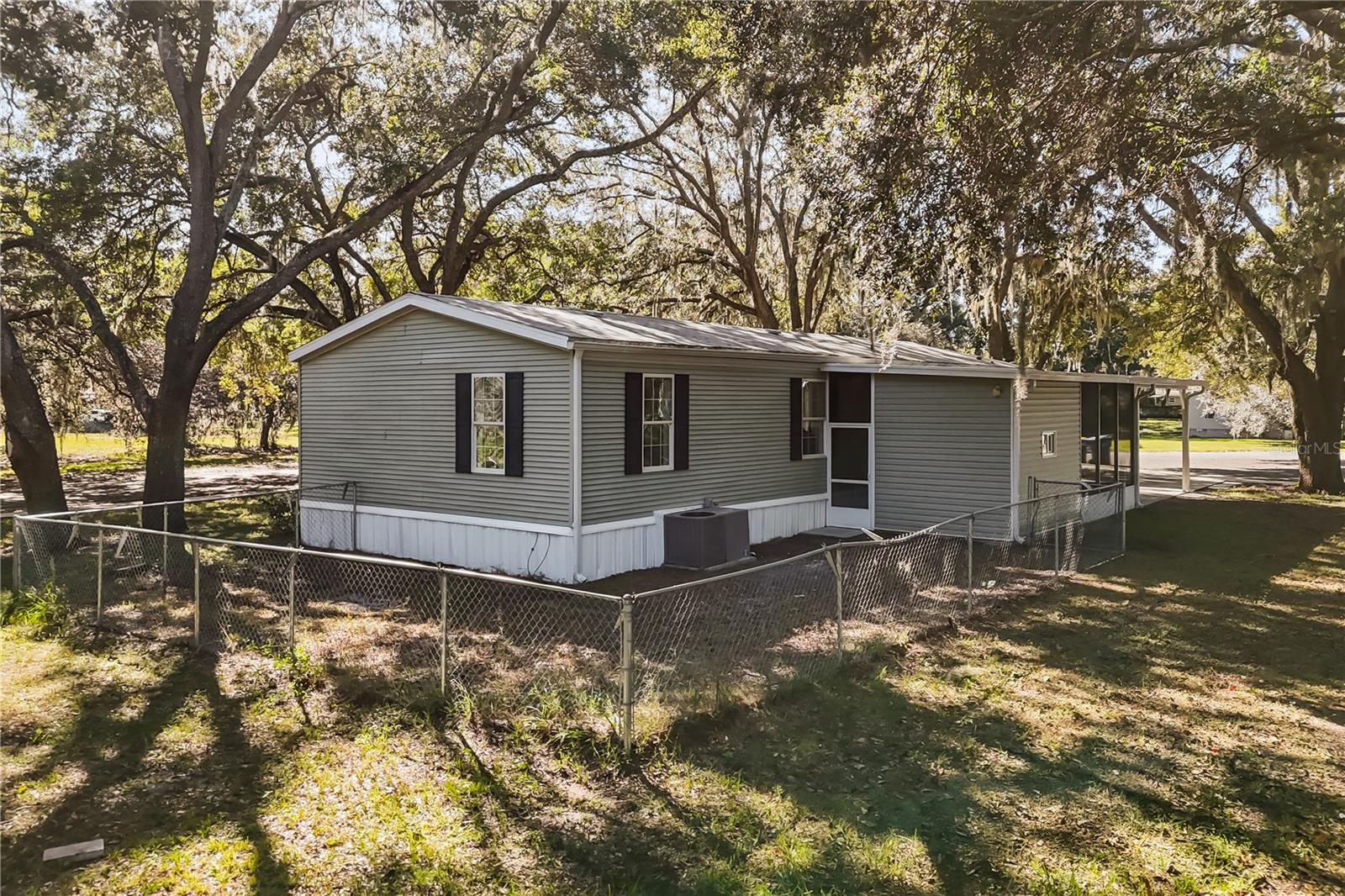 ASTATULA MEADOWS SUB - Residential