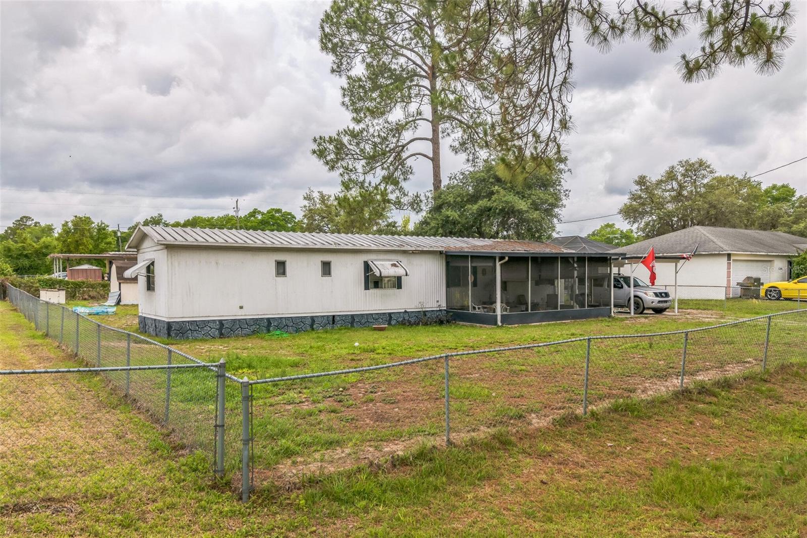 Listing image 1