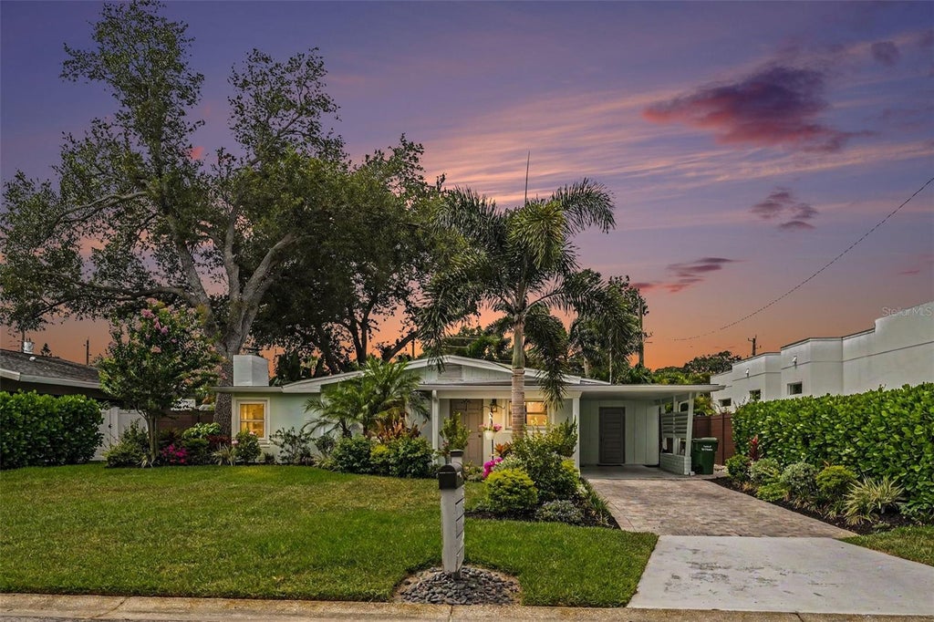 Photo of 2344 Temple Street, Sarasota, FL 34237 (MLS # A4696470)