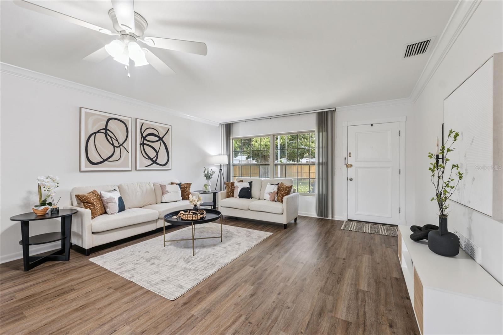 1801 REDCOAT LANE