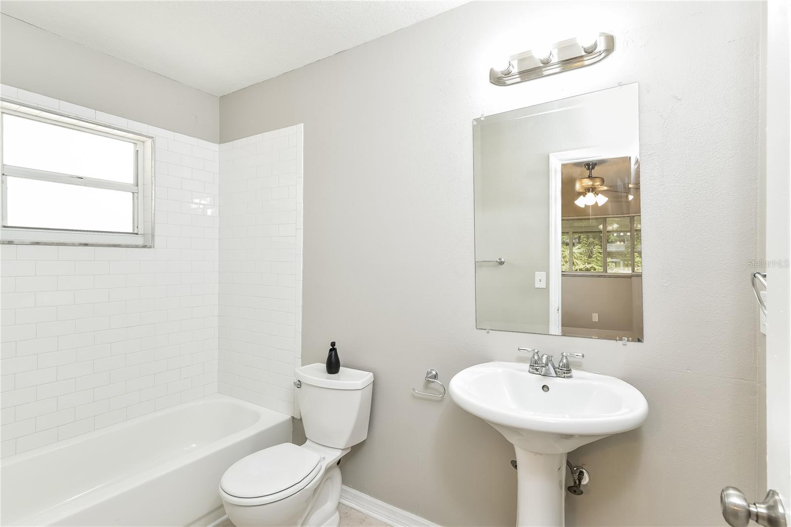 ROSEDALE - Residential Lease