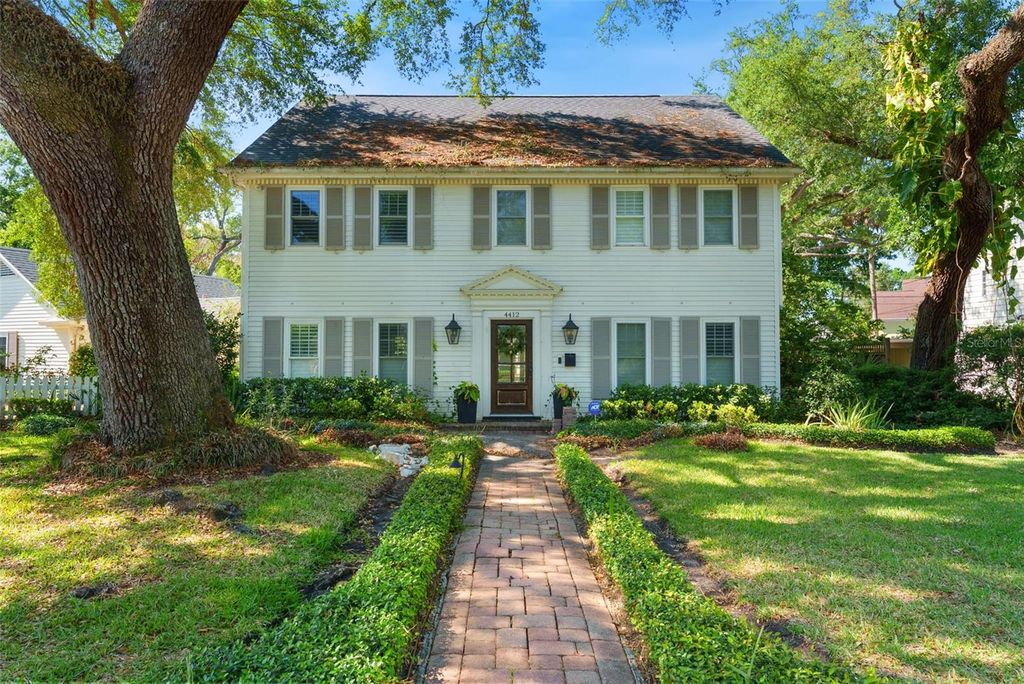 Photo of 4412 W Brookwood Drive, Tampa, FL 33629 (MLS # TB8502835)