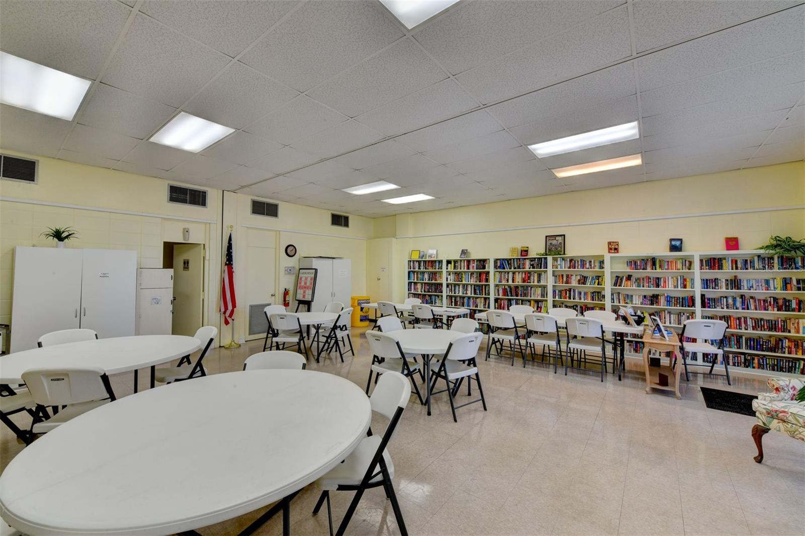 BRADENTON TROPICAL PALMS CO-OP - Residential