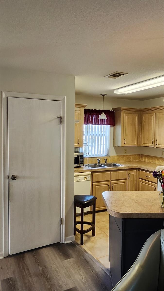 BRADENTON TROPICAL PALMS CO-OP - Residential