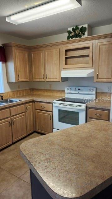 BRADENTON TROPICAL PALMS CO-OP - Residential