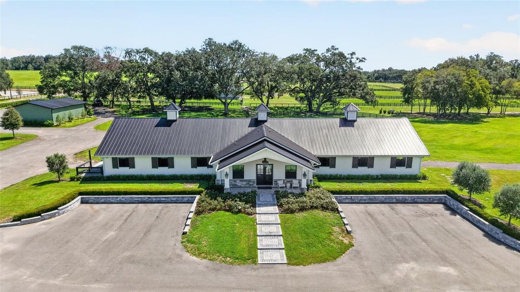 Photo of 7085 NW Highway 225, Ocala, FL 34482 (MLS # OM732574)