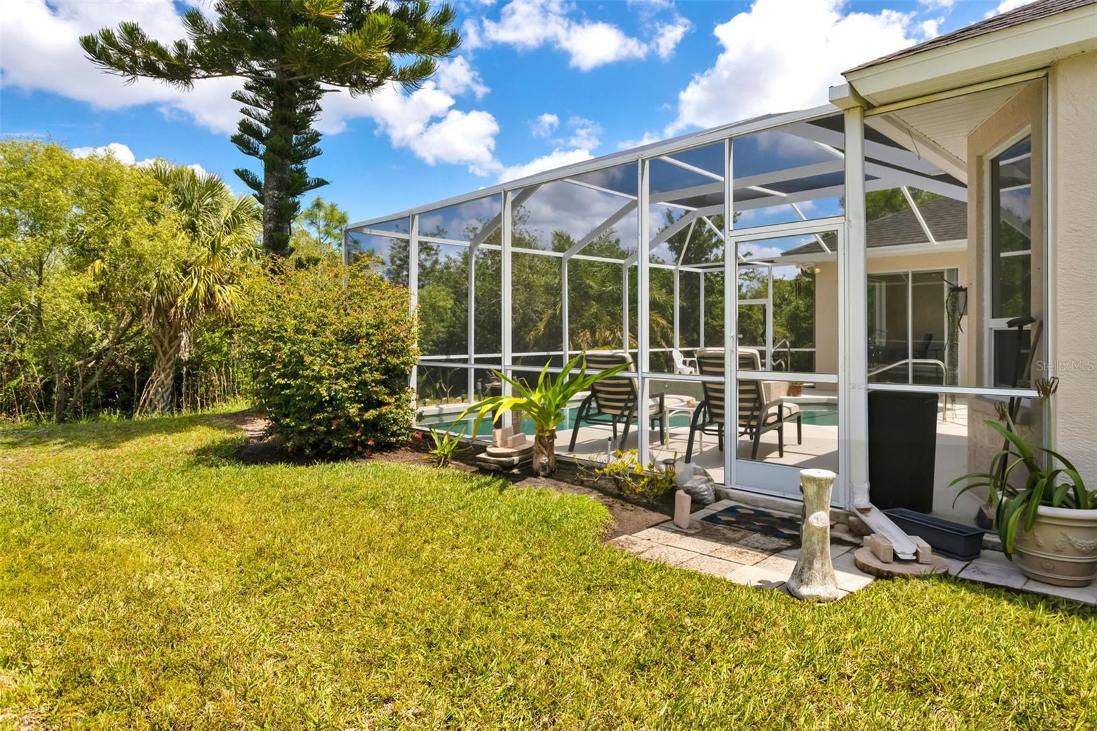 RIVERWALK VILLAGE - Residential