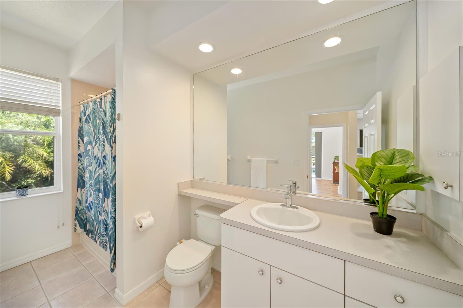 RIVERWALK VILLAGE - Residential