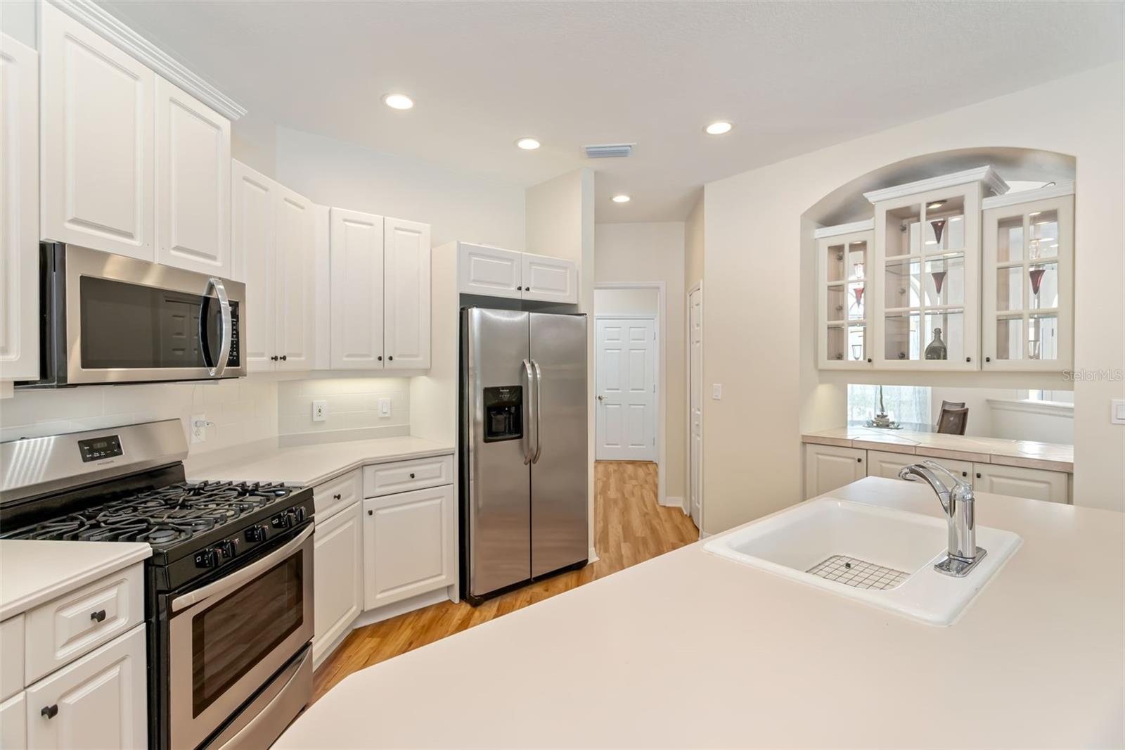 RIVERWALK VILLAGE - Residential