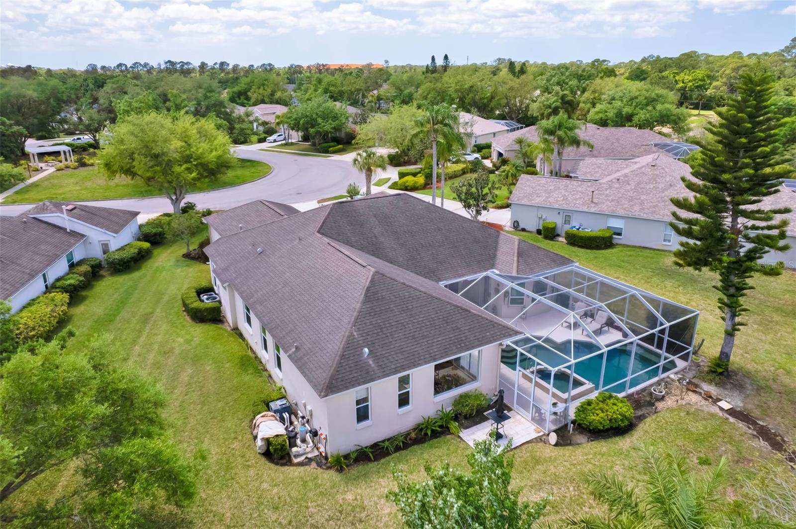 RIVERWALK VILLAGE - Residential