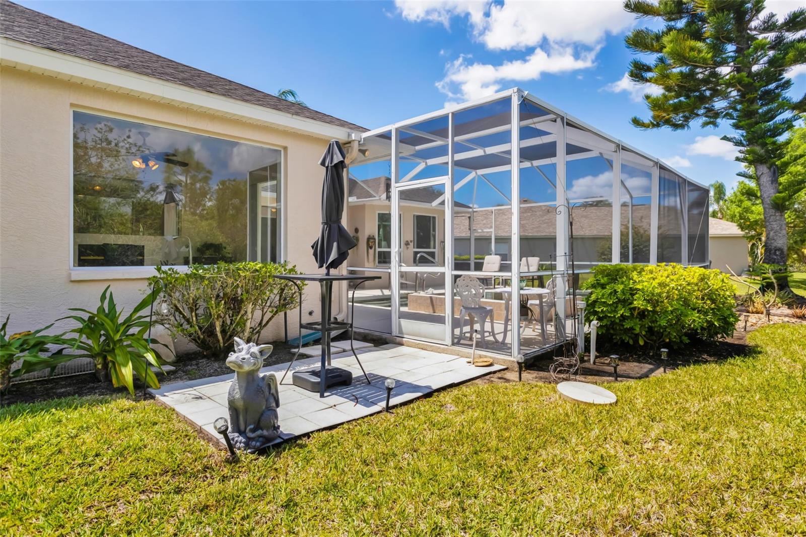 RIVERWALK VILLAGE - Residential