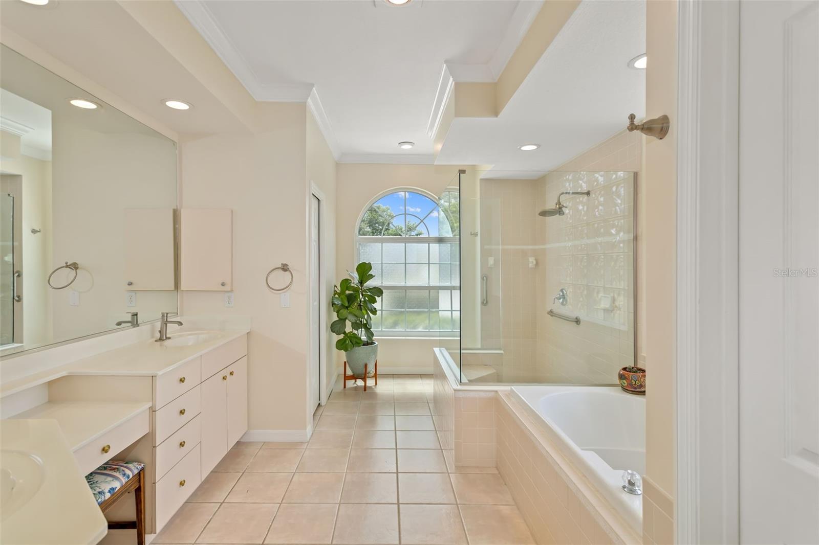 RIVERWALK VILLAGE - Residential