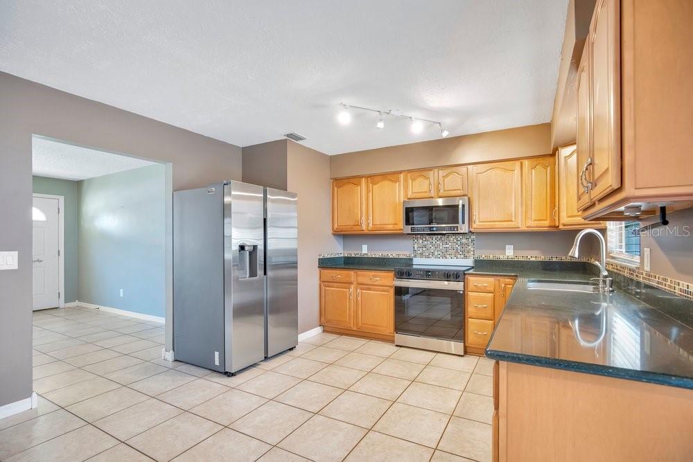 STETSON GARDENS - Residential