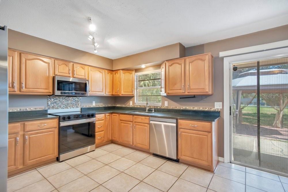 STETSON GARDENS - Residential