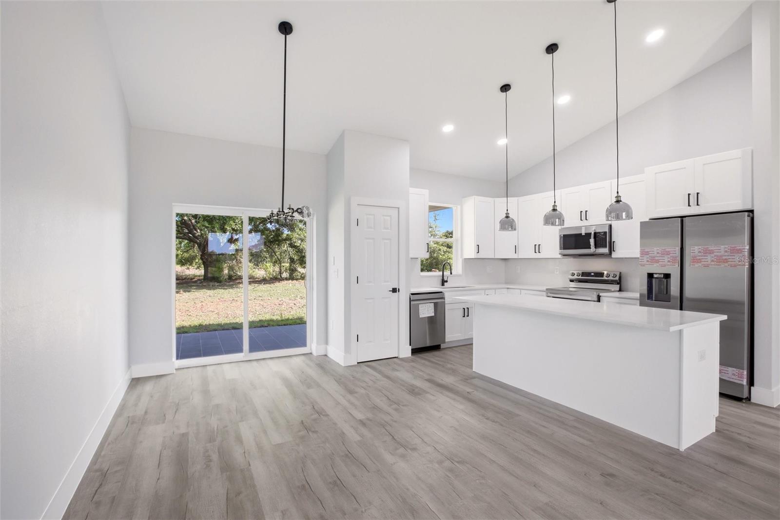 BLUE HERON GOLF & C C - Residential
