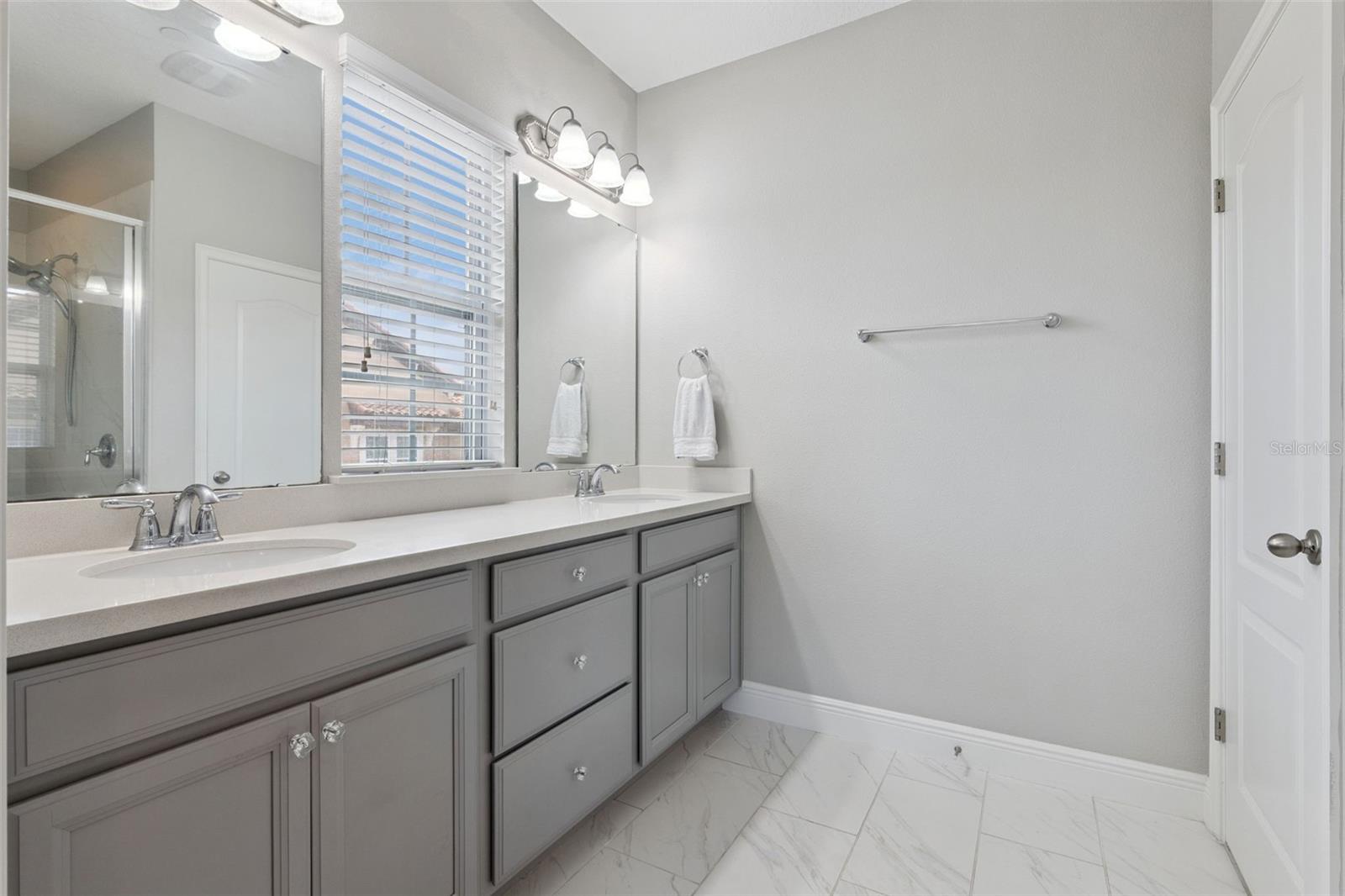 FOUNTAIN PARKE AT LAKE MARY PH 2 - Residential