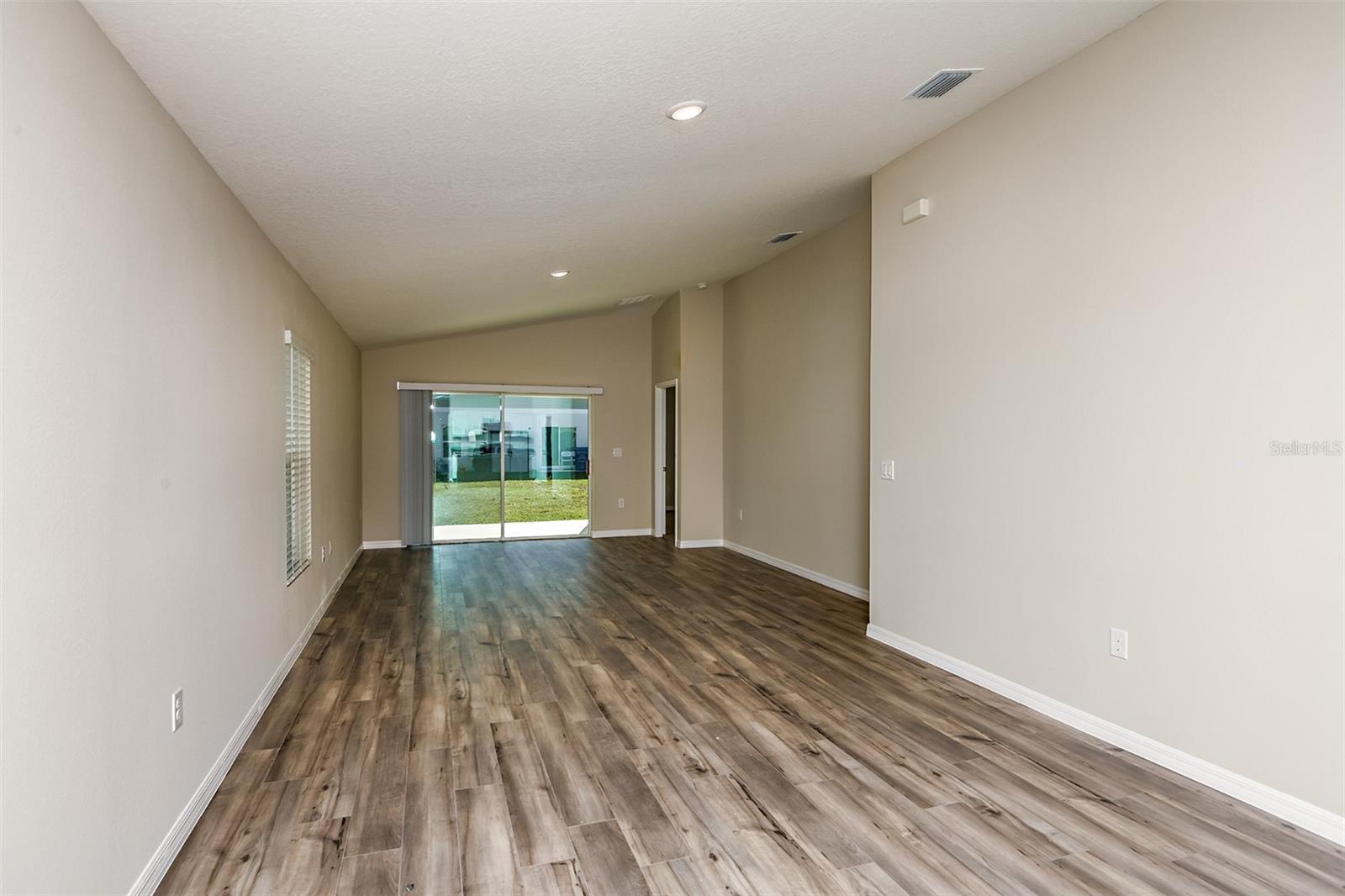 36958 SAGEMOOR DRIVE
