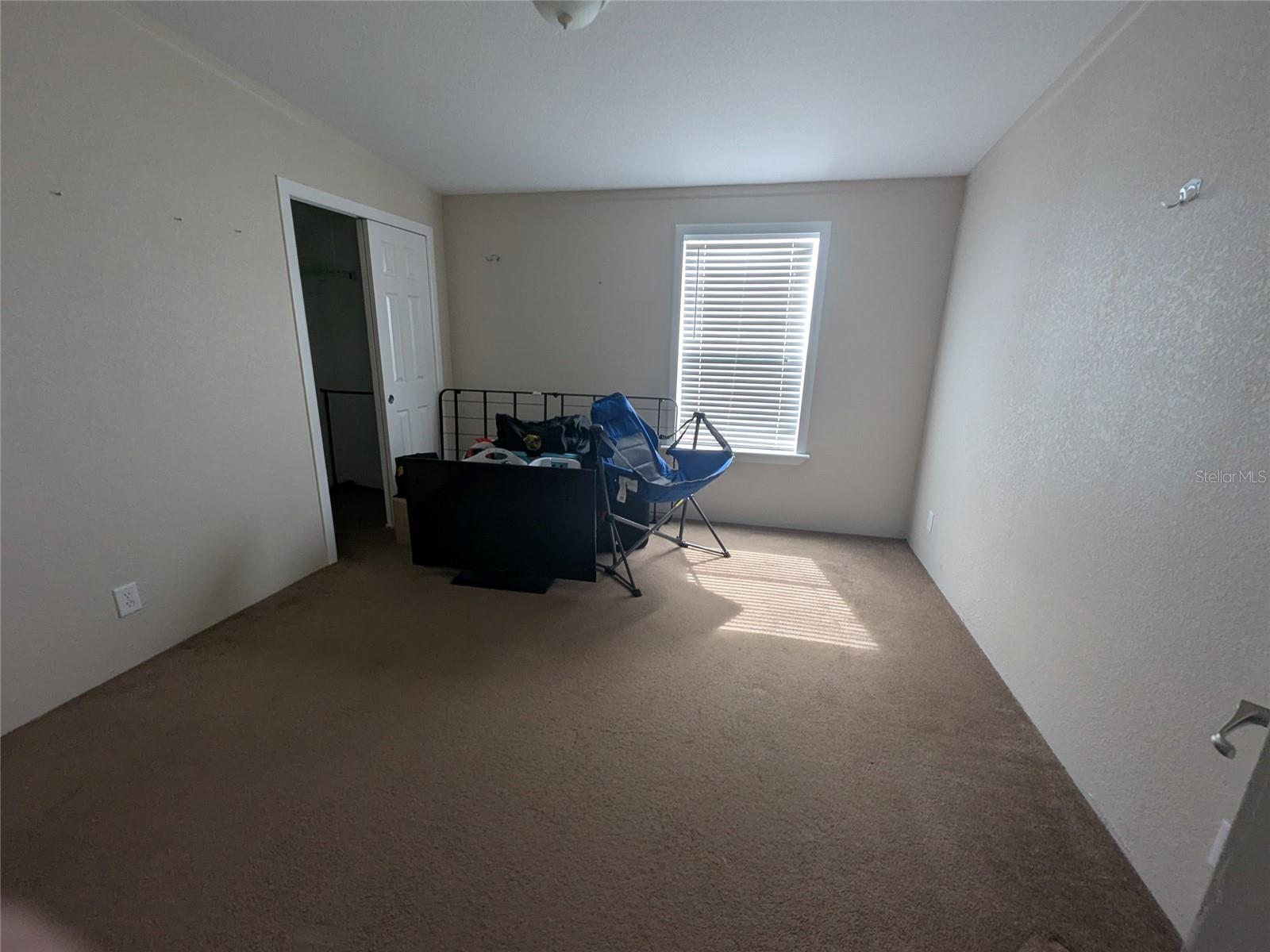 TOWN/BELLEVIEW - Residential