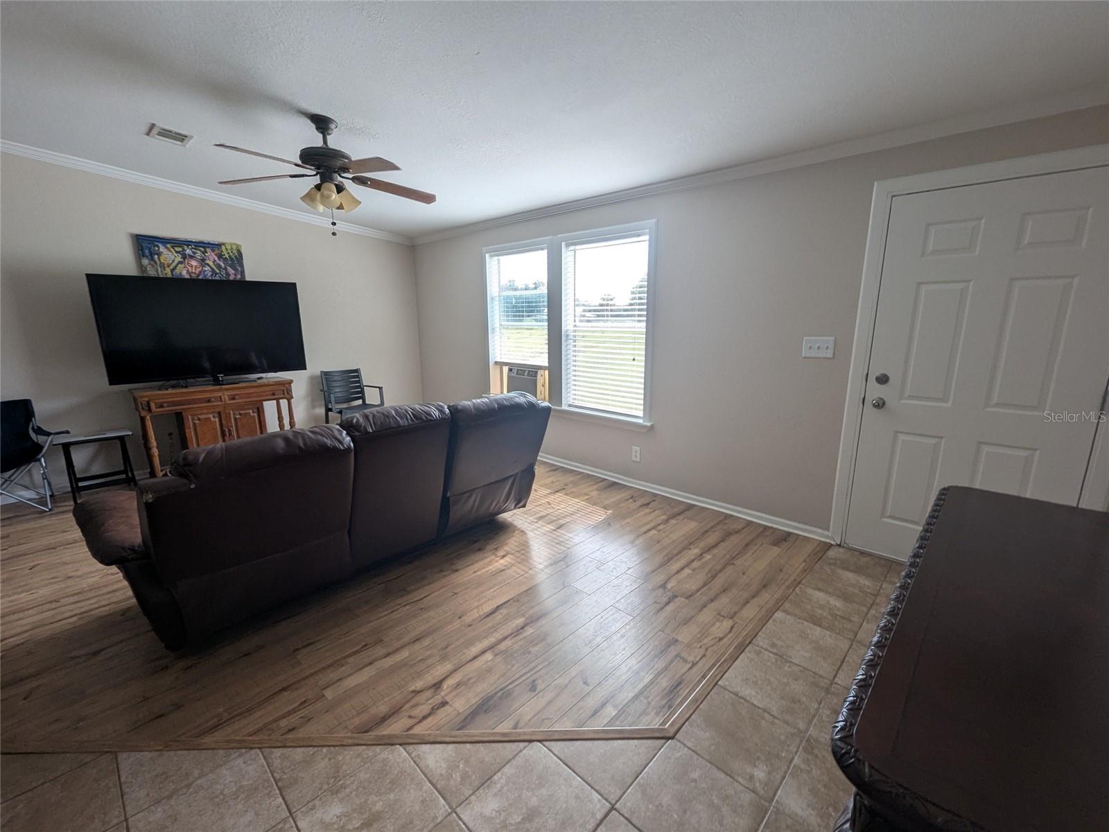 TOWN/BELLEVIEW - Residential