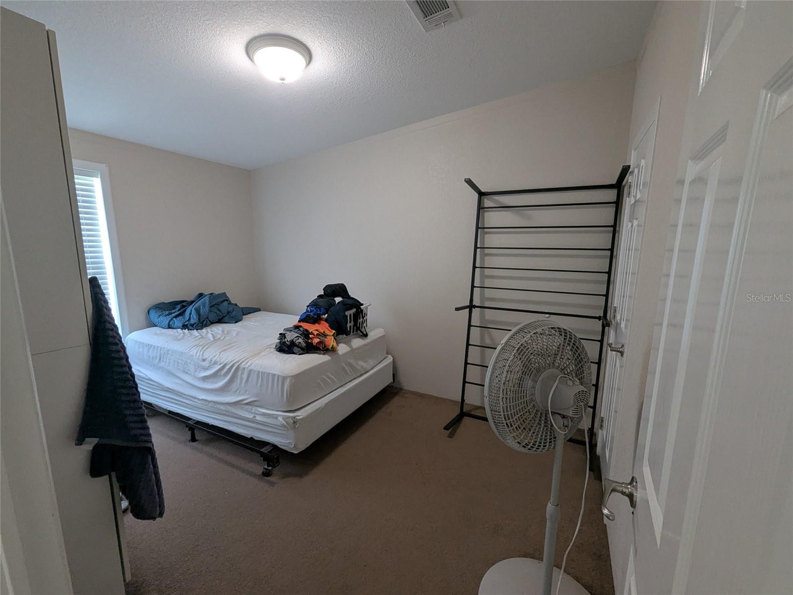 TOWN/BELLEVIEW - Residential