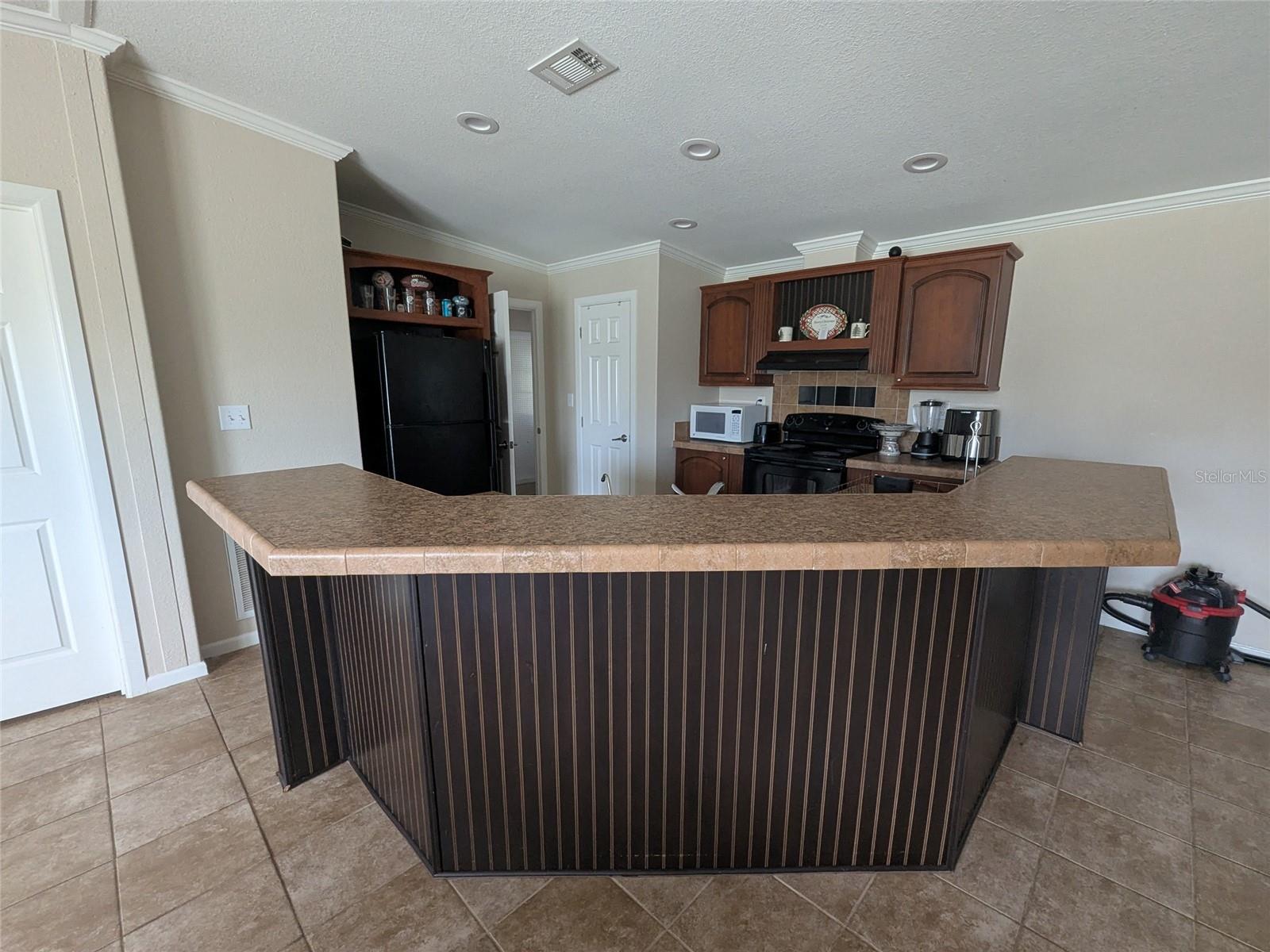 TOWN/BELLEVIEW - Residential