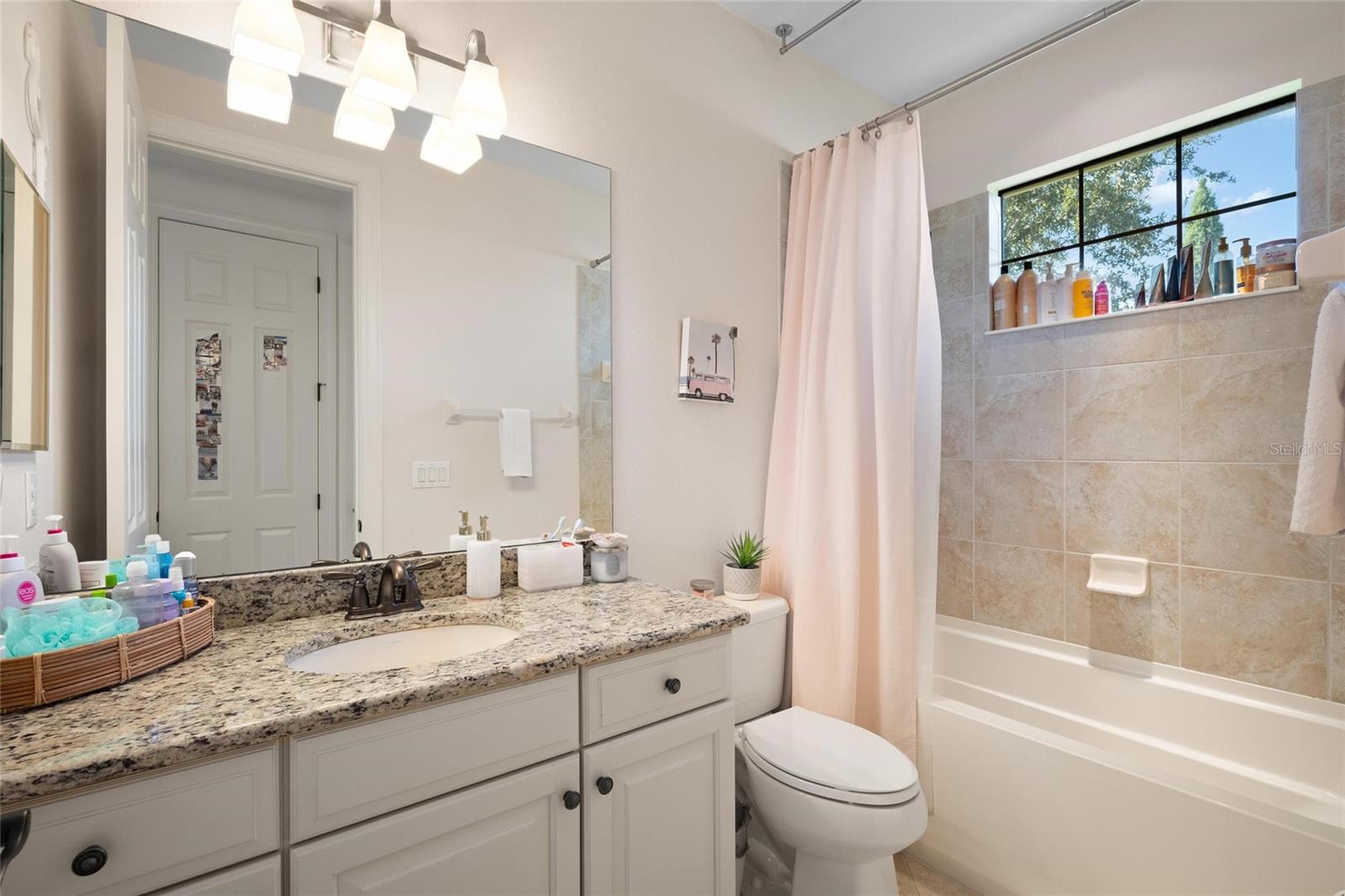 LADERA - Residential