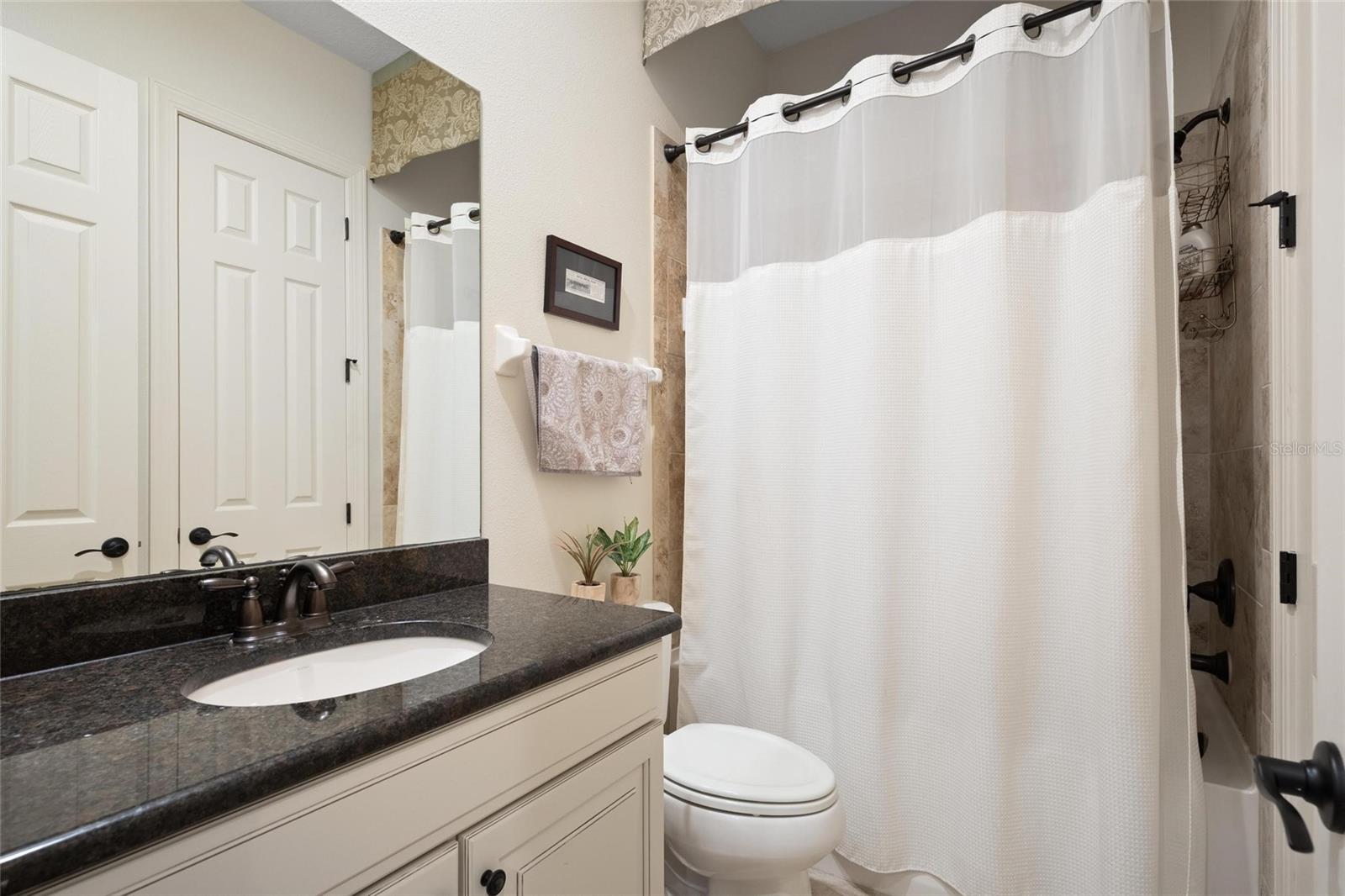 LADERA - Residential